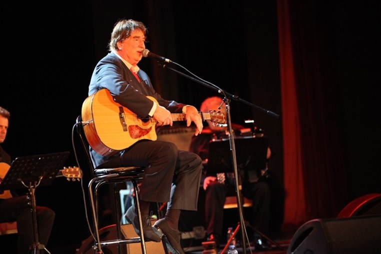 Bernard Sauvat Au Casino Du Liban